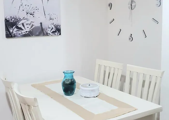 Daire Tulips Apartment-free Parking Tiran