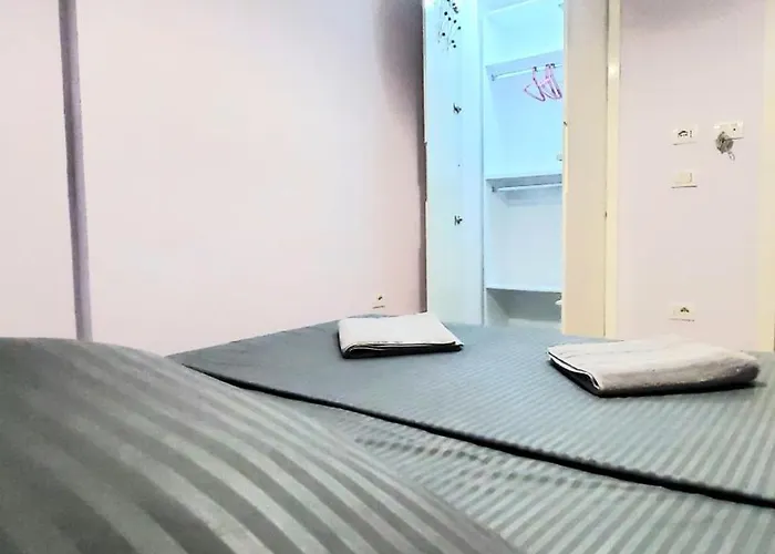 Tulips Apartment-free Parking Tiran