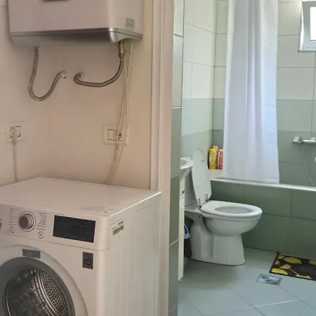 Tulips Apartment-free Parking Appartamento